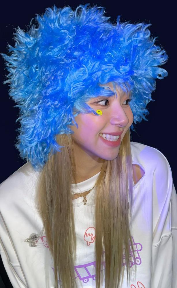 从人气垫底到拥有百万直拍的鬼马爱豆！她怎么变美的？