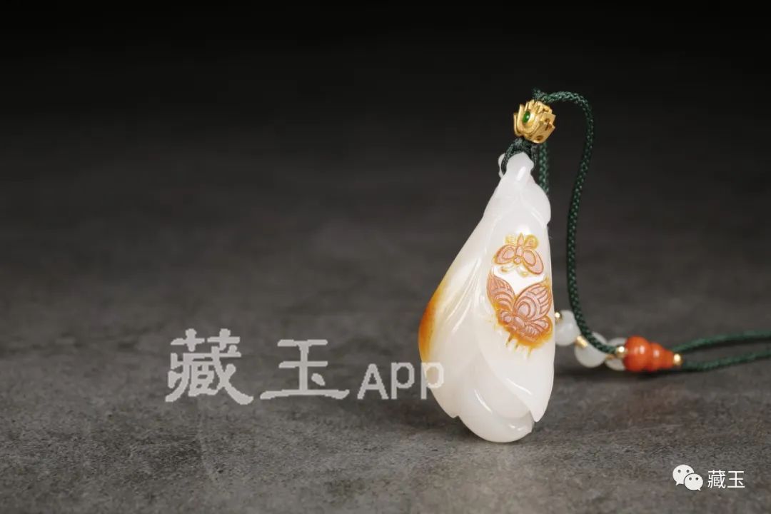 68元和田玉手镯,籽料8000元的手镯贵吗