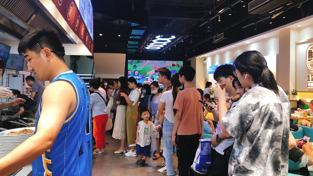 怎样提升餐饮的服务,餐饮门店提高业绩核心举措