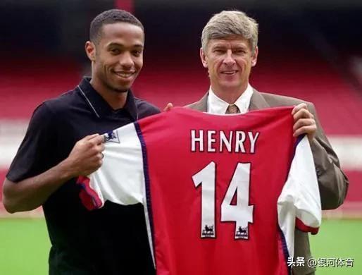 c罗梅西最佳阵容,c罗成为替补为什么梅西还是主力