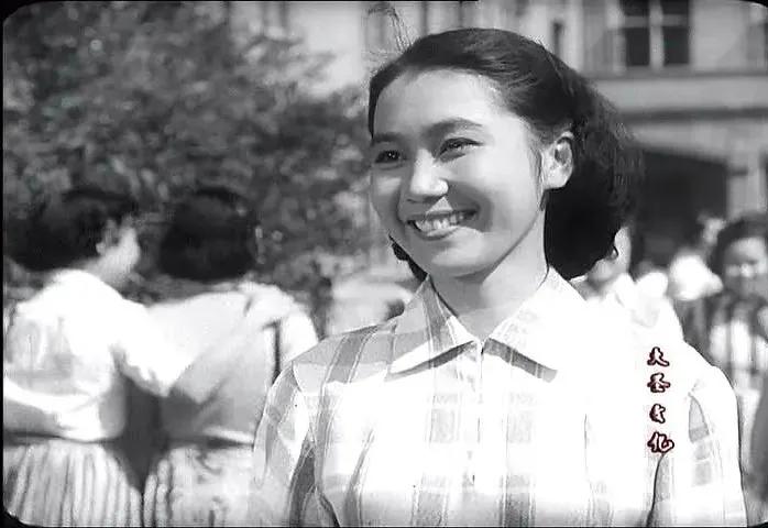 老电影小足球队完整版,电影小足球队1965