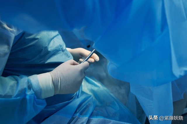 沉沦的女人（小小说）上篇