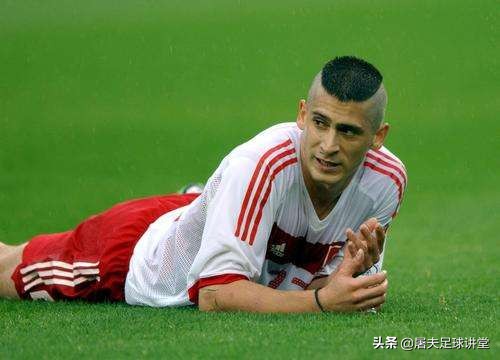 猫王最夸张发型图片,猫王发型飞机头超长