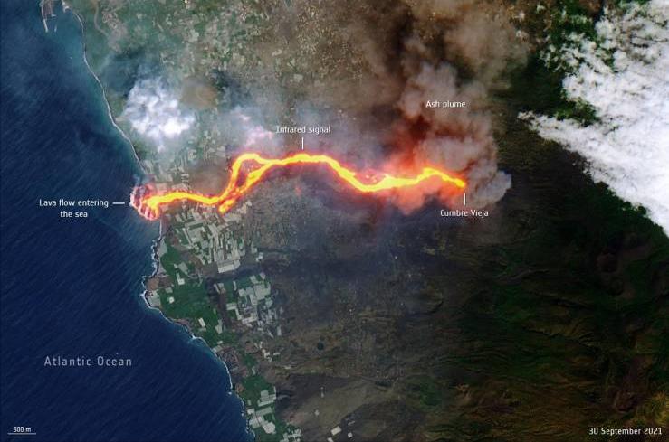 100个难得一见照片,火山爆发时的岩浆图片真实