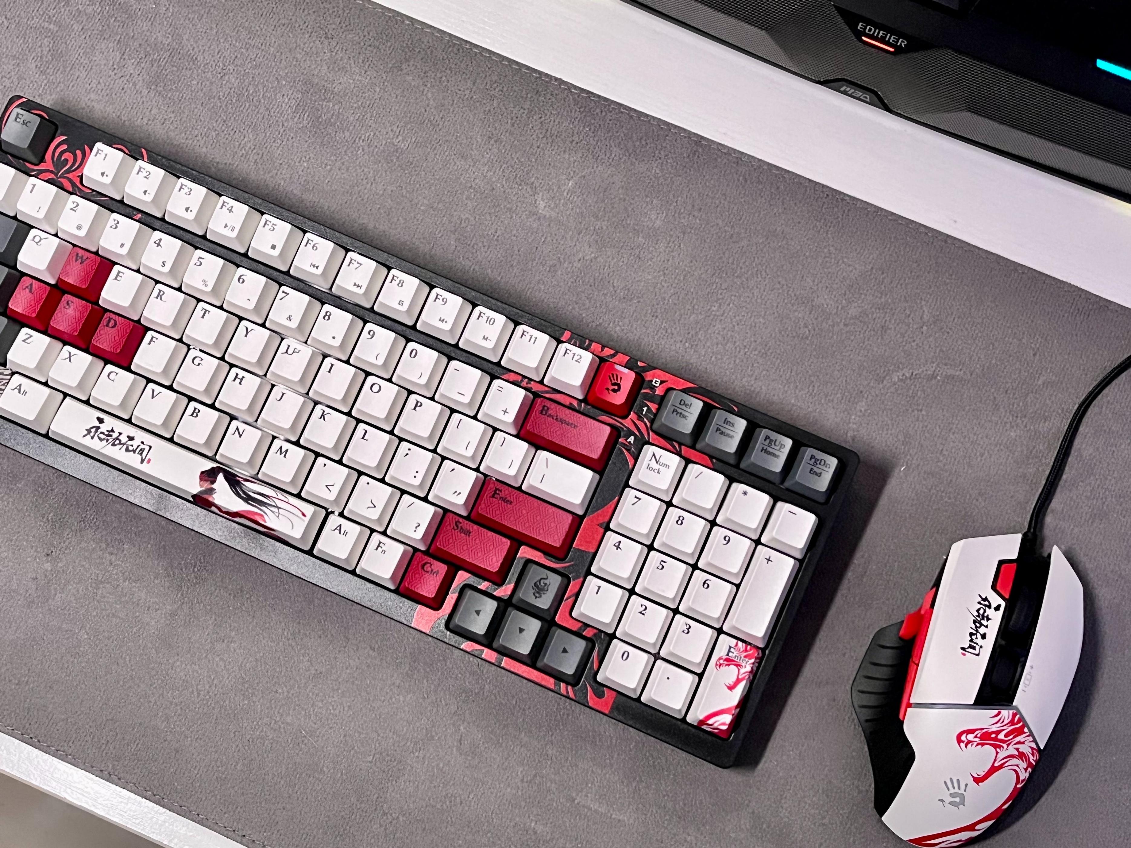 热插拔rgb是什么,热插拔rgb机械键盘300元