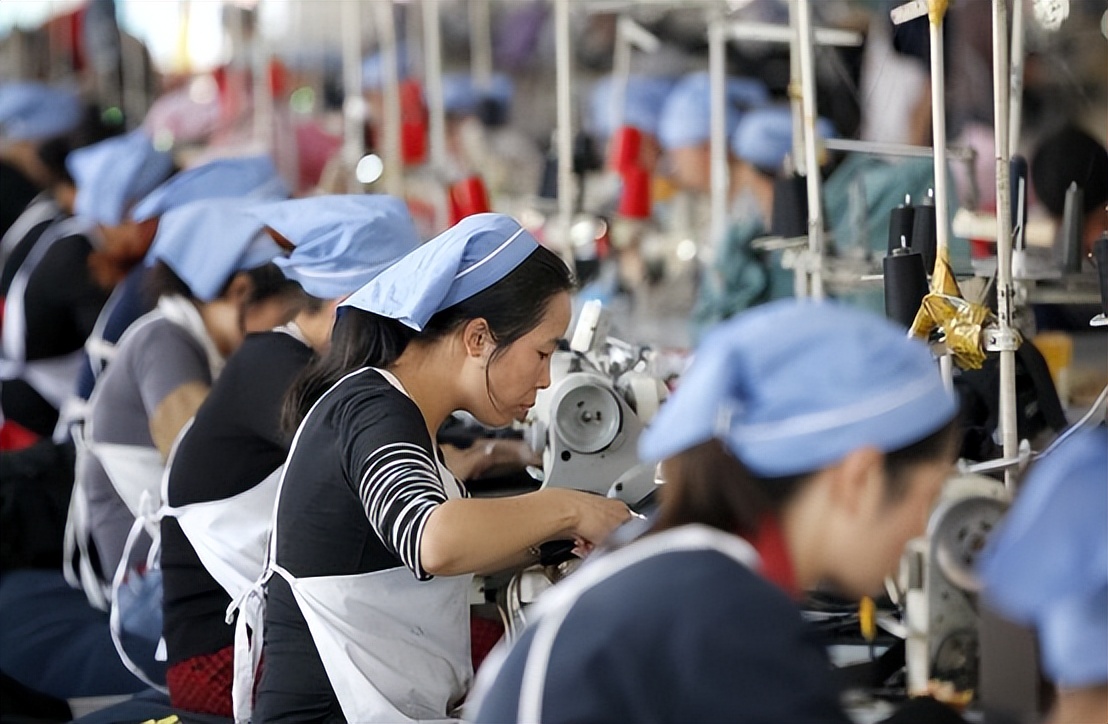 我国低端产业升级与用工荒,分析我国产业转移带来的就业形势