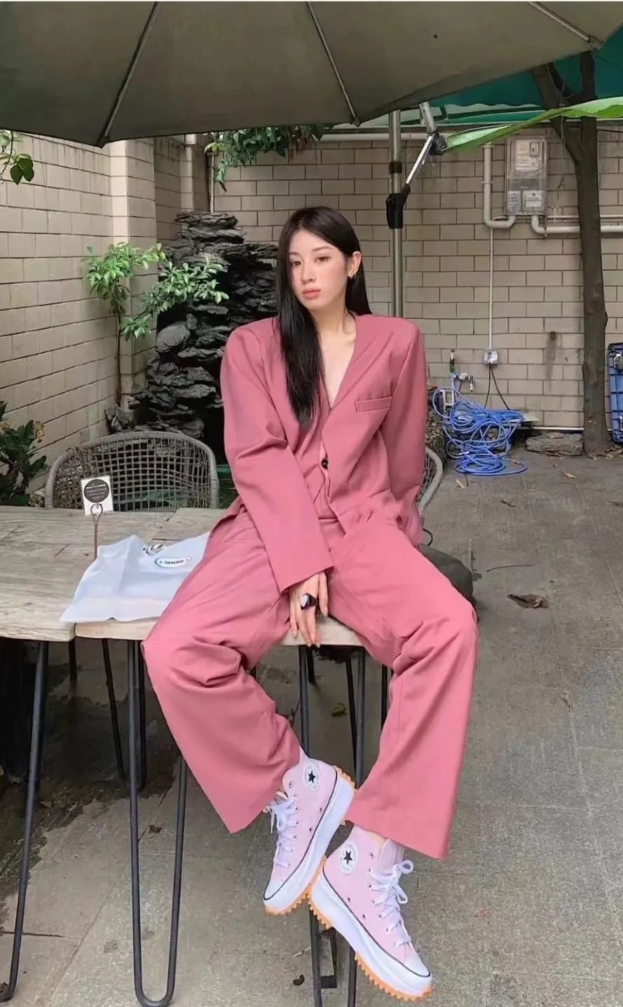 小个子穿什么鞋子更好看显得更高,显高显腿细的鞋推荐