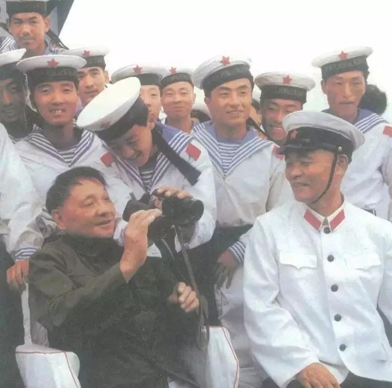 缅怀，*小平邓**逝世25周年！*小平邓**：我是中国人民的儿子