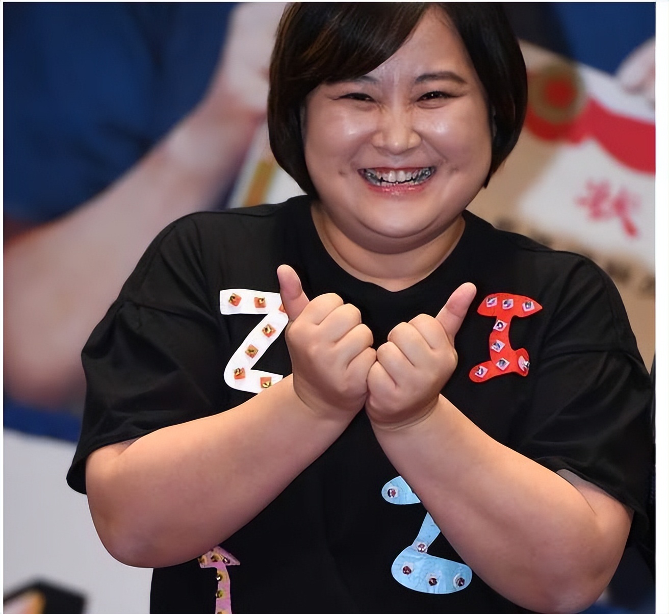 圆脸的人是显老气还是显年轻,怎么区分大方圆脸和小方圆脸