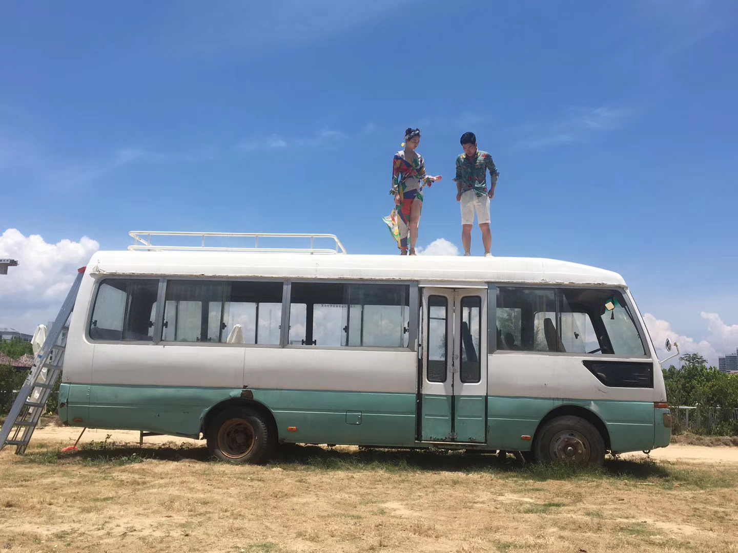 旅行五年没工作躺赚千万,旅行5年