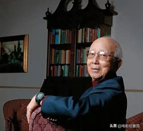 80年代风起云涌，90年代枭雄辈出，香港电影终在2002划上不甘句号