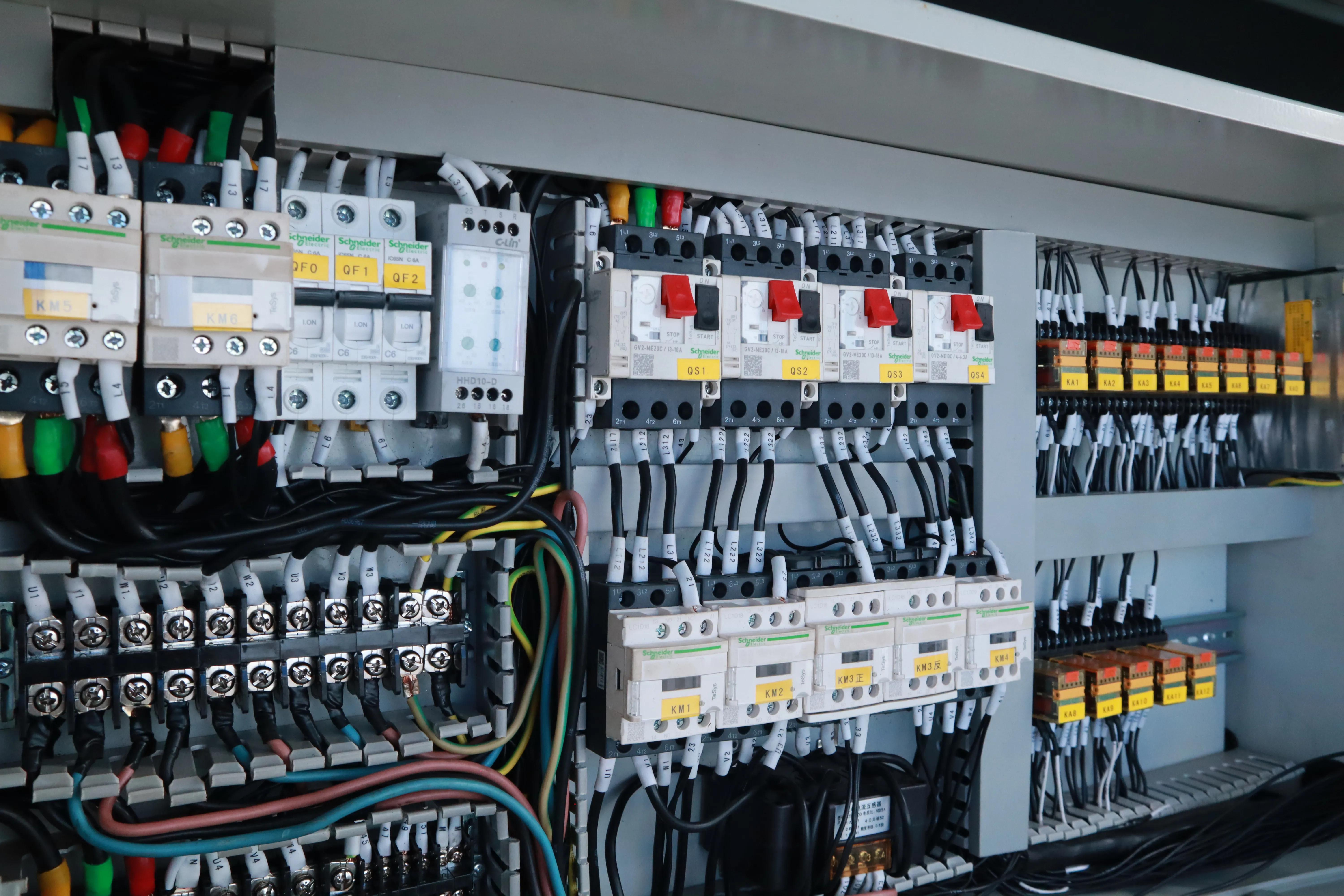 散装饲料运输车租赁,散装饲料运输车配置