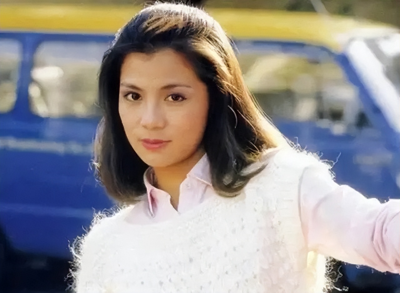 黄日华悼念翁美玲视频,黄日华得知翁美玲去世的消息