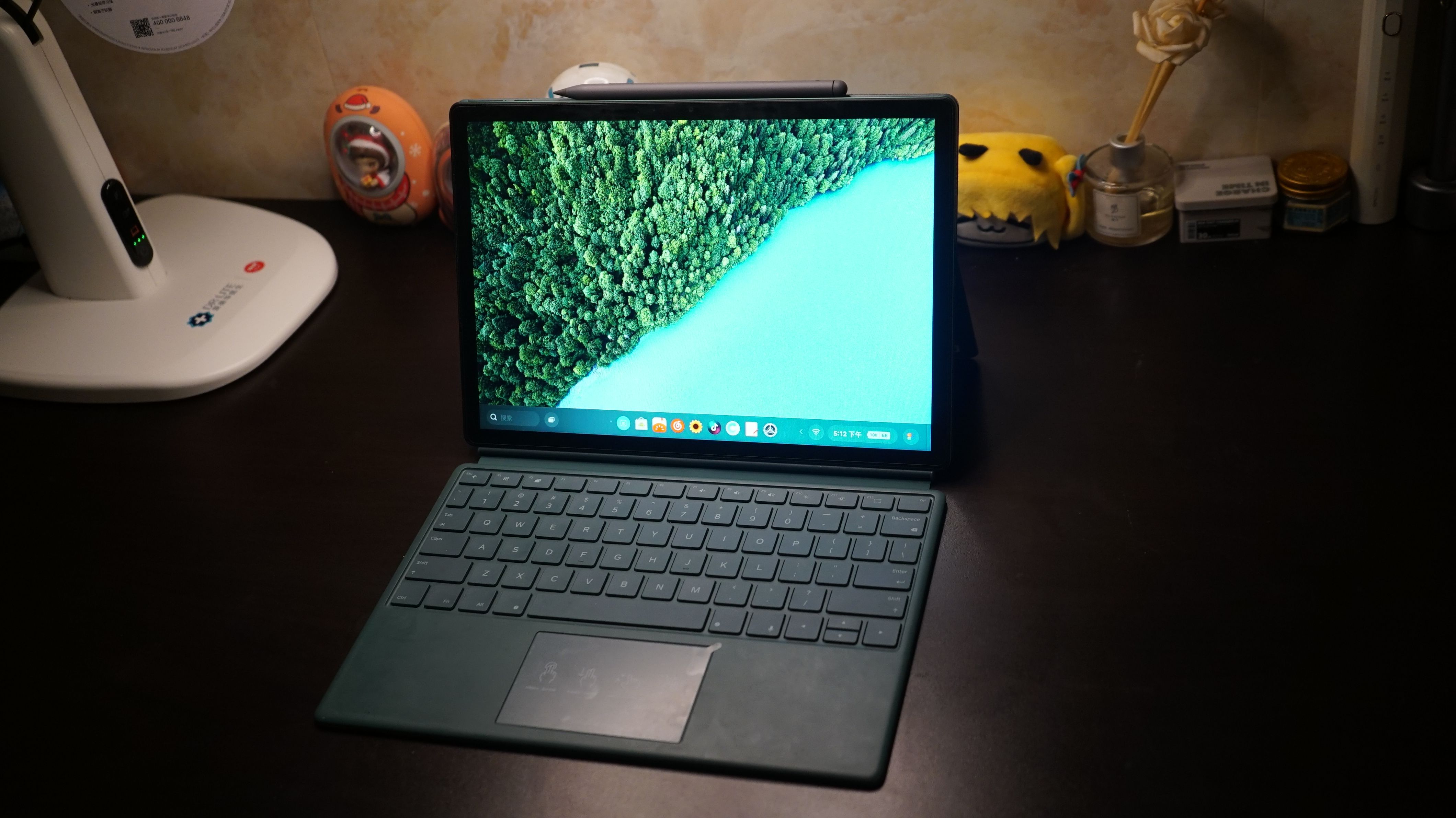 有红光护眼，还能提高孩子学习效率？爱德华天使2润眼灯测评