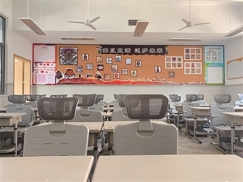 午休趴睡对学生有危害吗,学生趴桌午休