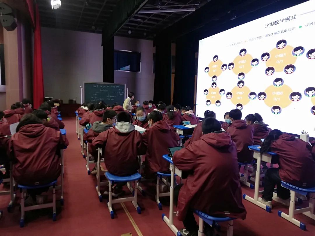 郑州第四十七中学智慧课堂,学校开展教学开放日