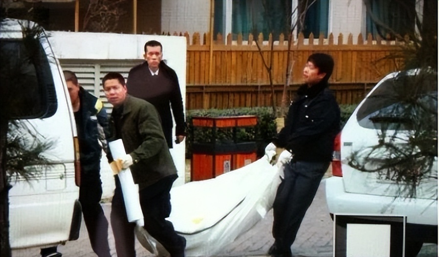 白静是怎么离世的,白静因为什么而死