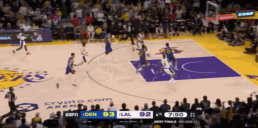 裁判承认误判曼联,施罗德两次技术犯规