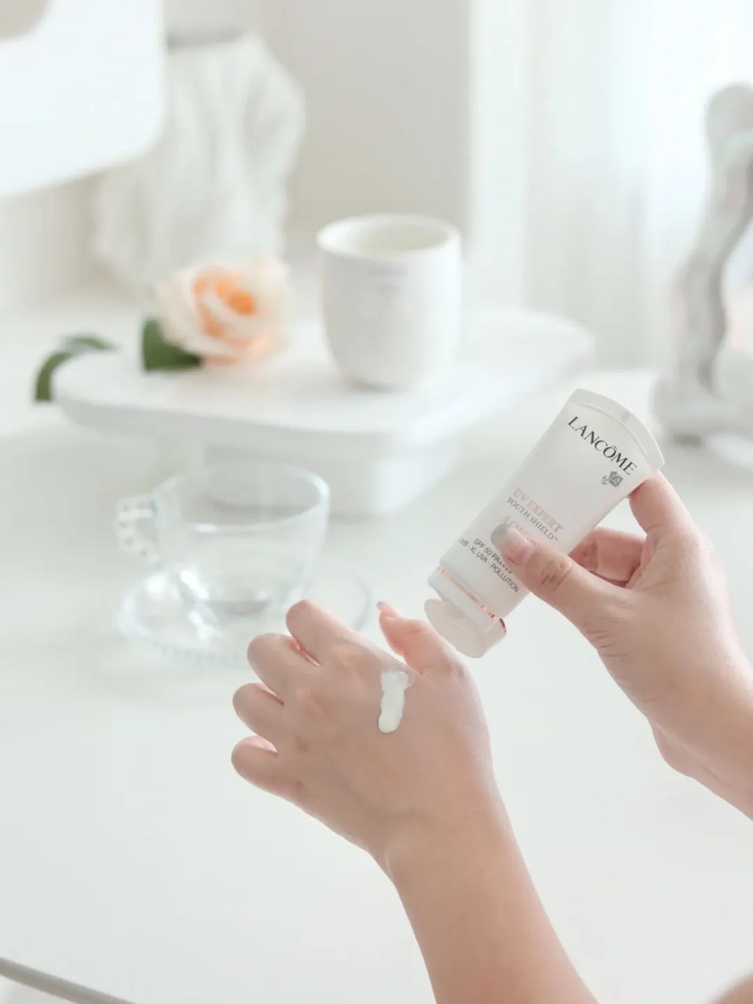 6个简单又有效的美白方法,军训必备美白神器让你白成一道光