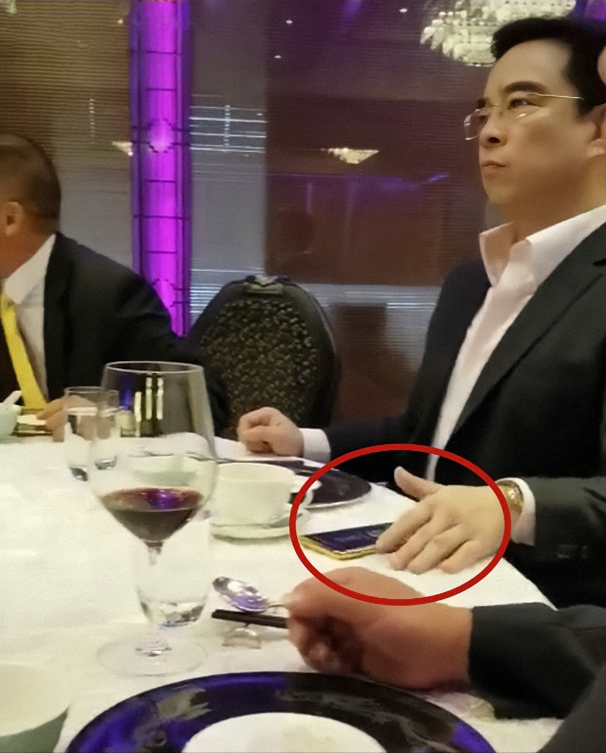 新义安向华强几个儿子,向华强关于新义安的故事