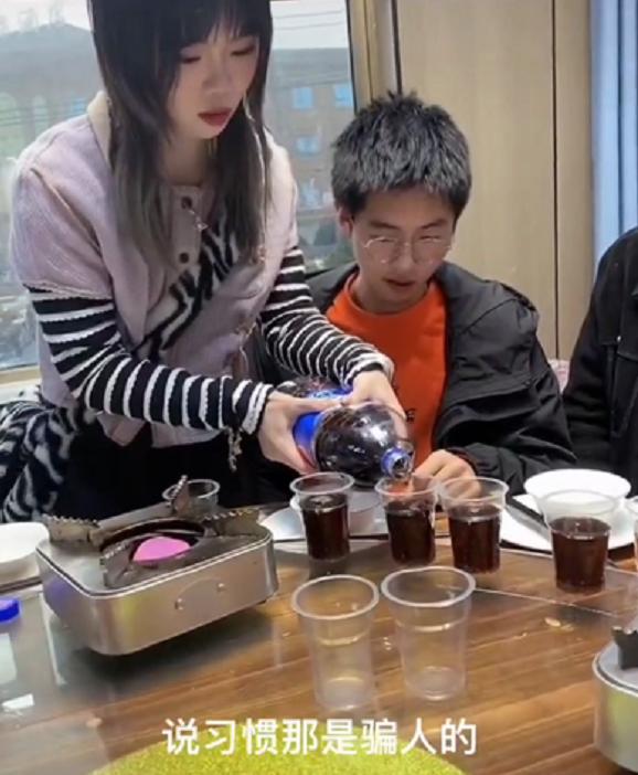 孙卓摘口罩,孙卓为啥戴口罩