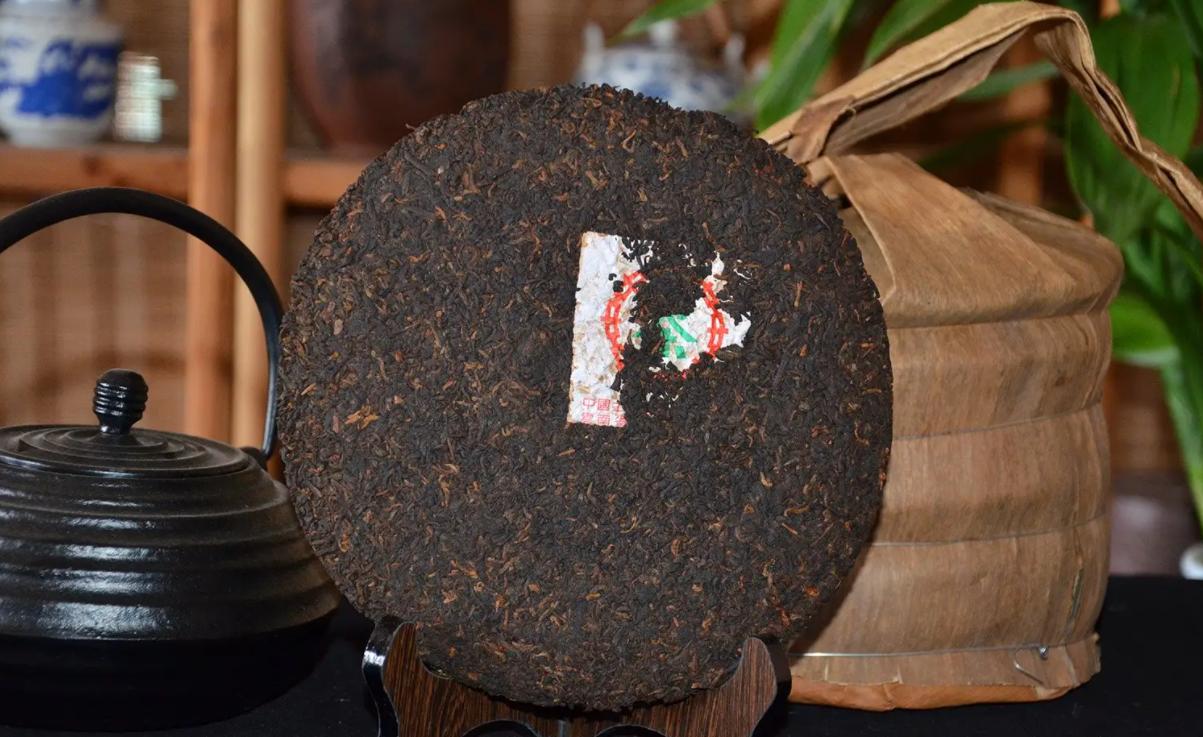 喝普洱熟茶就像喝脏水一样吗,普洱熟茶变质了喝了会怎么样