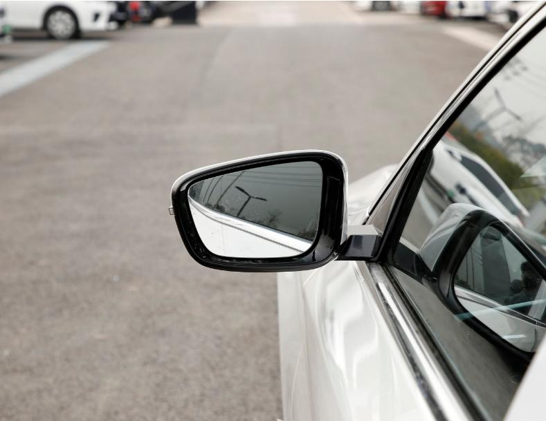 2023款530li领先型豪华套装测评,22款530li领先型m运动套装落地价