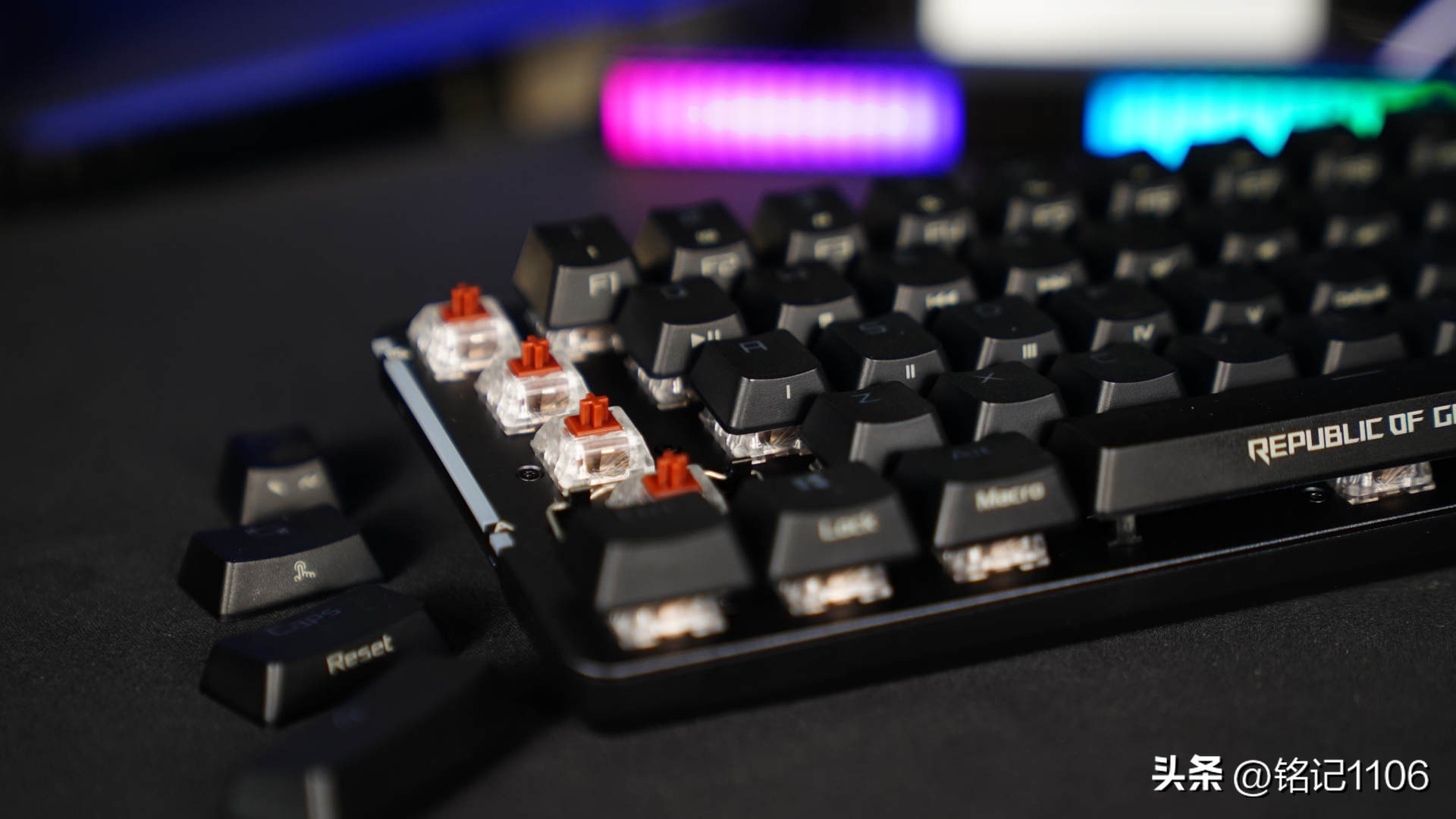 华硕rog夜魔机械键盘哪个轴好,rog魔导士键盘怎么按一下就有灯光