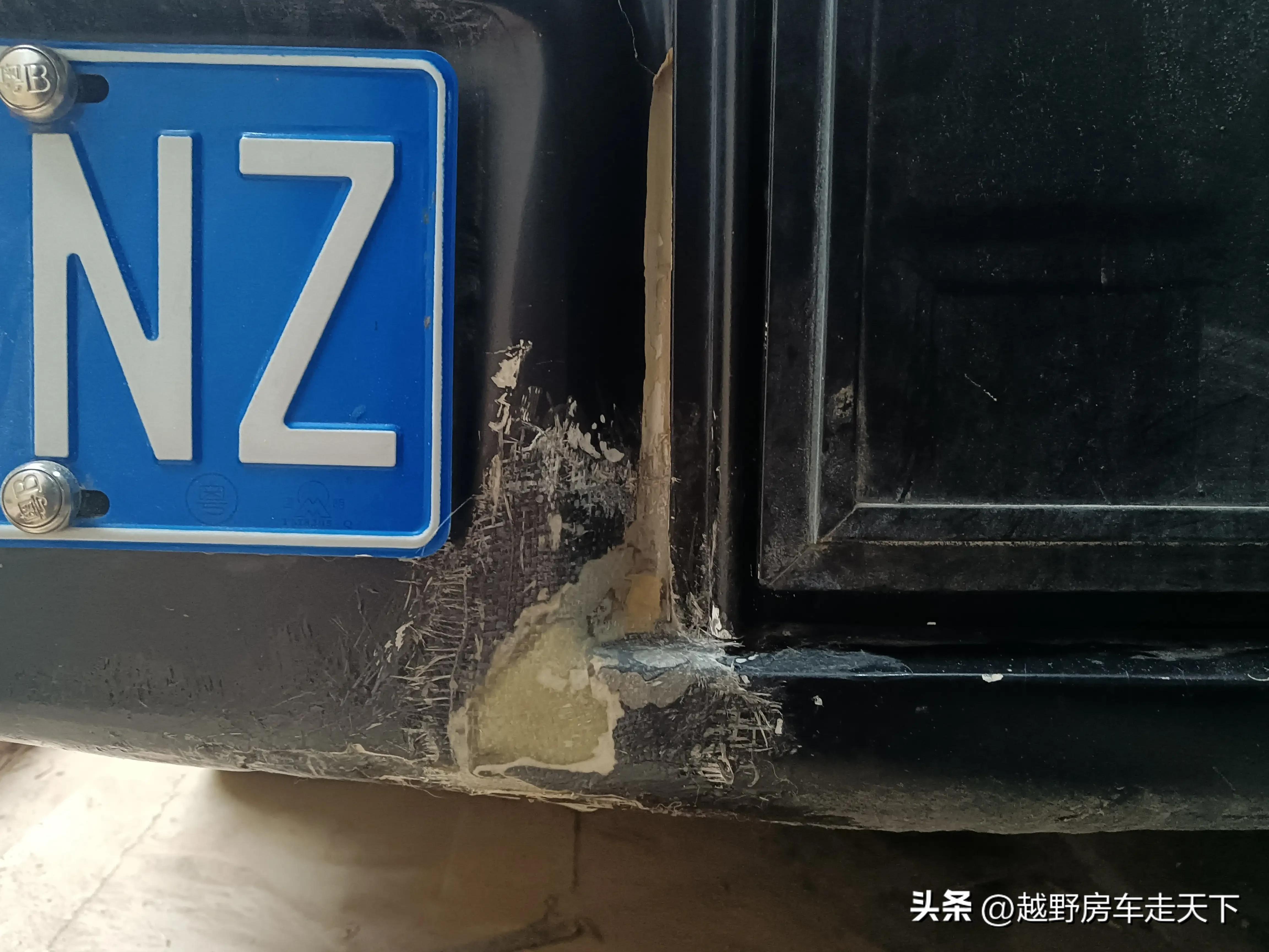 大流沙砸坏车子,铁皮车壳撞裂开怎么修复