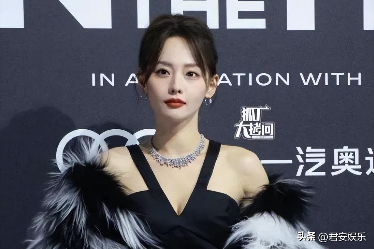 倪虹洁谈内衣广告节目,倪虹洁因内衣广告自卑