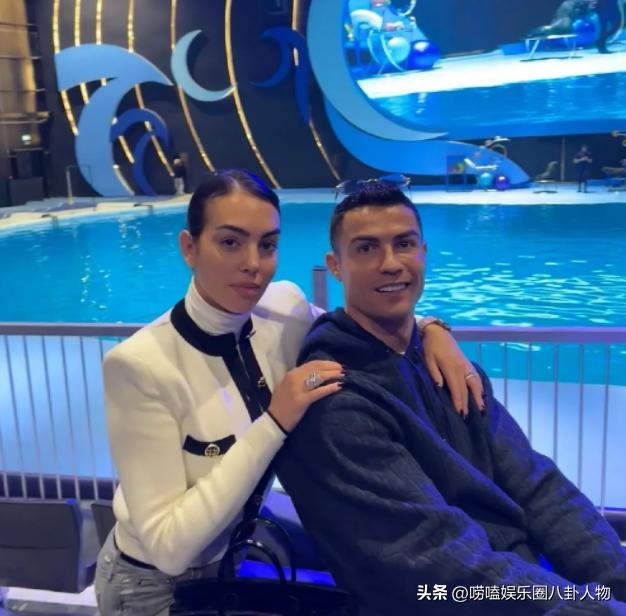 乔治娜惊艳走秀,乔治娜惊艳美照超模