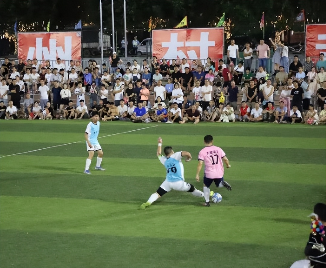 十大最漂亮的足球宝贝,十大最美丽的足球宝贝