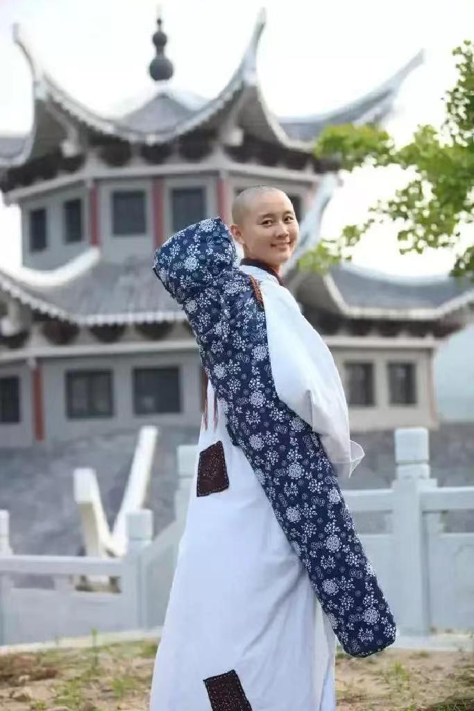 19岁女大学生，梦见佛祖说：你是我座下童子，醒后，她退学当尼姑
