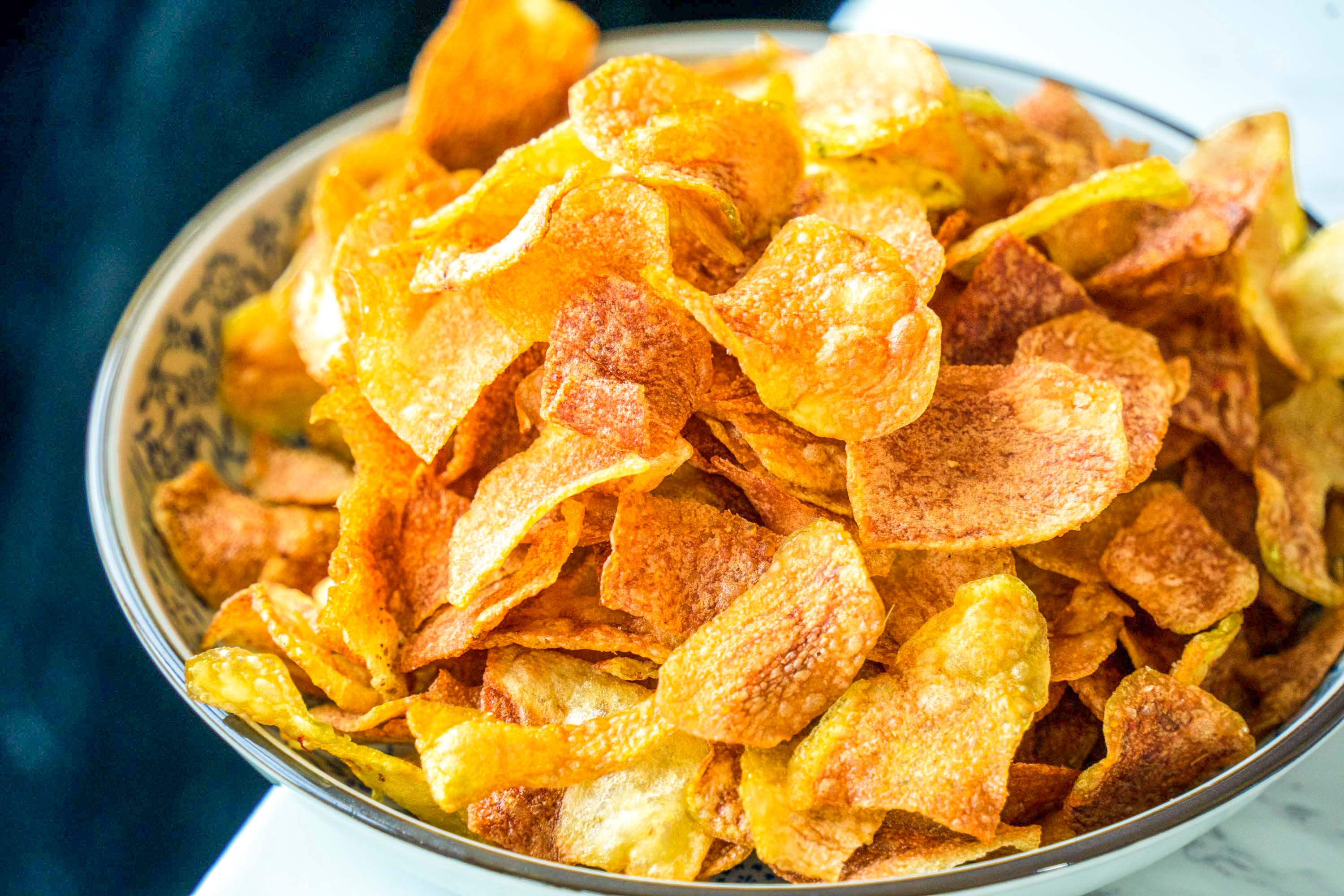 自制脆皮炸薯片,自制炸薯片香脆可口好吃上瘾