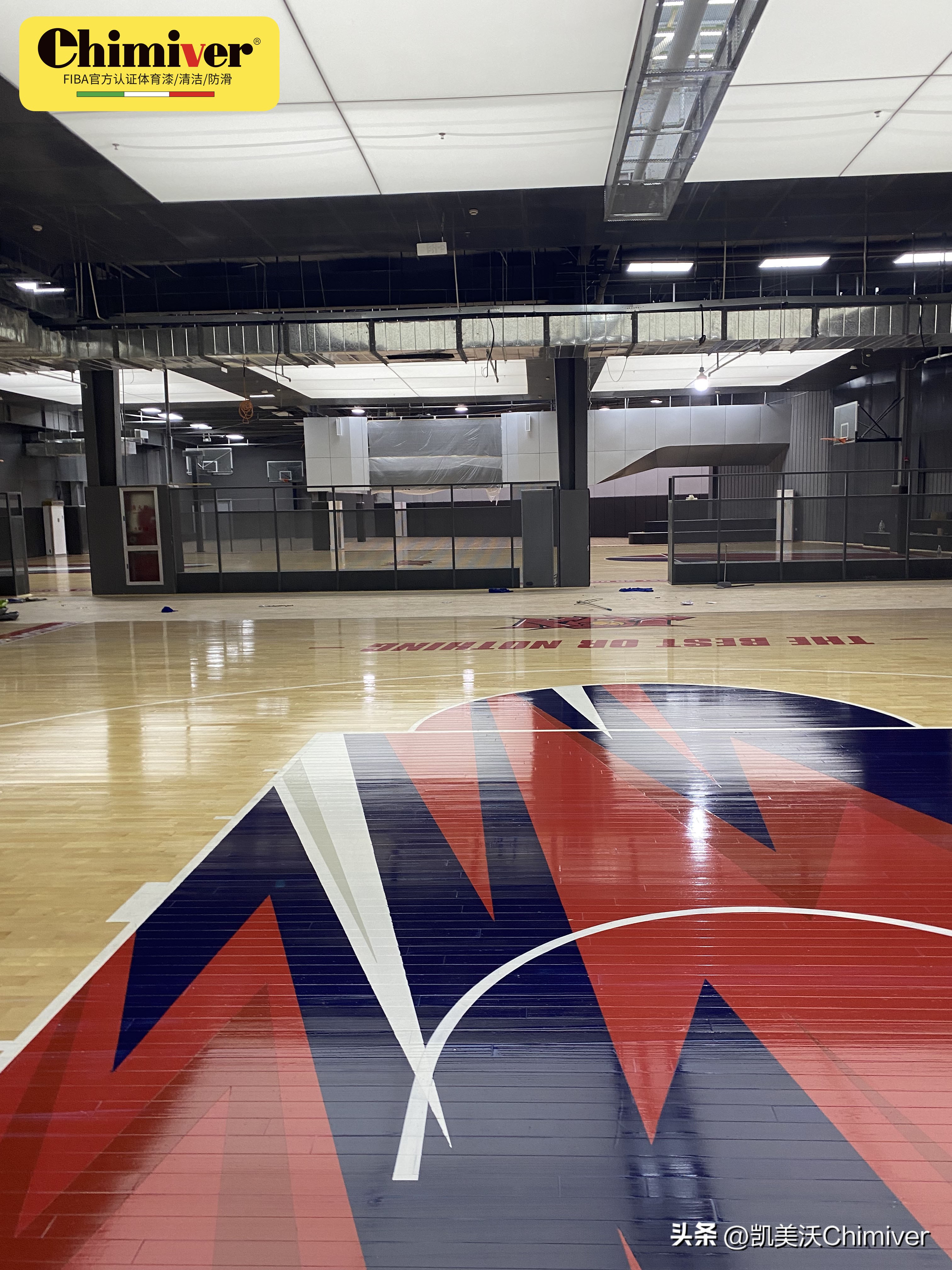 室外篮球场地面刷什么漆好,彩漆要不要刷一面面漆