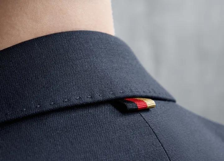 华尔街之狼西服,穿上最帅的衣服做最有意义的事