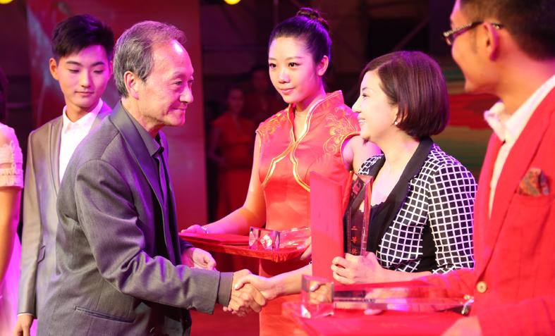 童自荣要跟李连杰见面,李连杰向童自荣道歉了吗