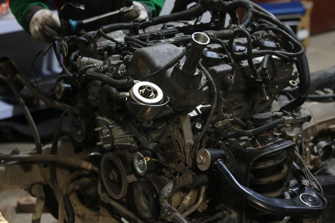 03年丰田霸道全车翻新多少钱,2004款丰田霸道拆车视频