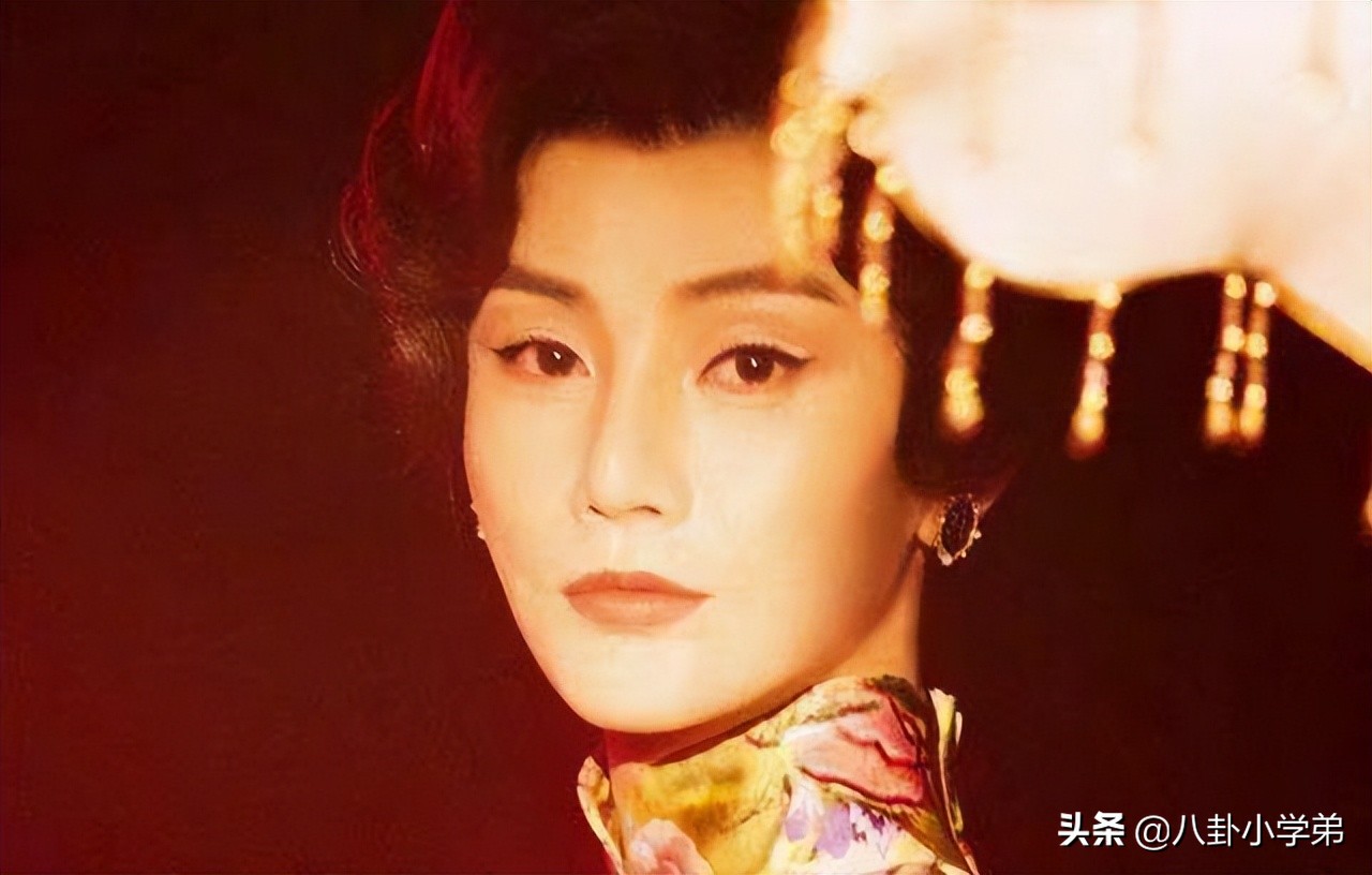 十大反串女装男明星,九位男星反串