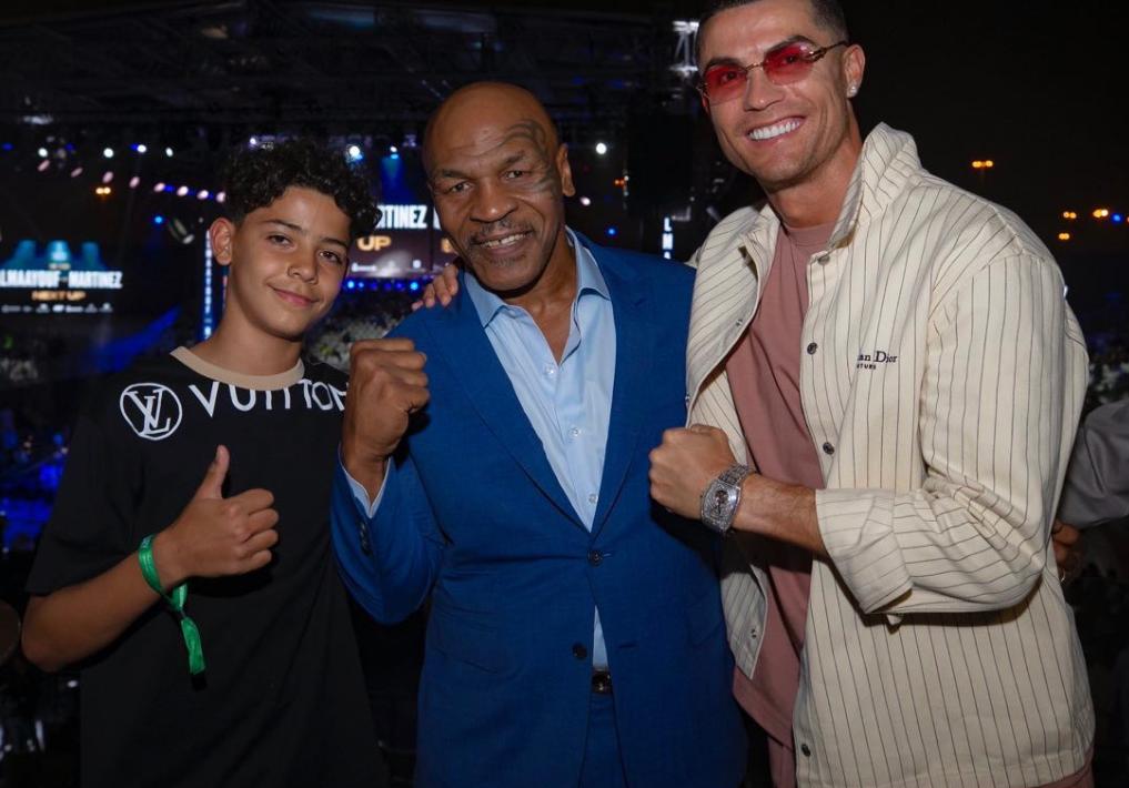 c罗泰森帅气图片,c罗和泰森