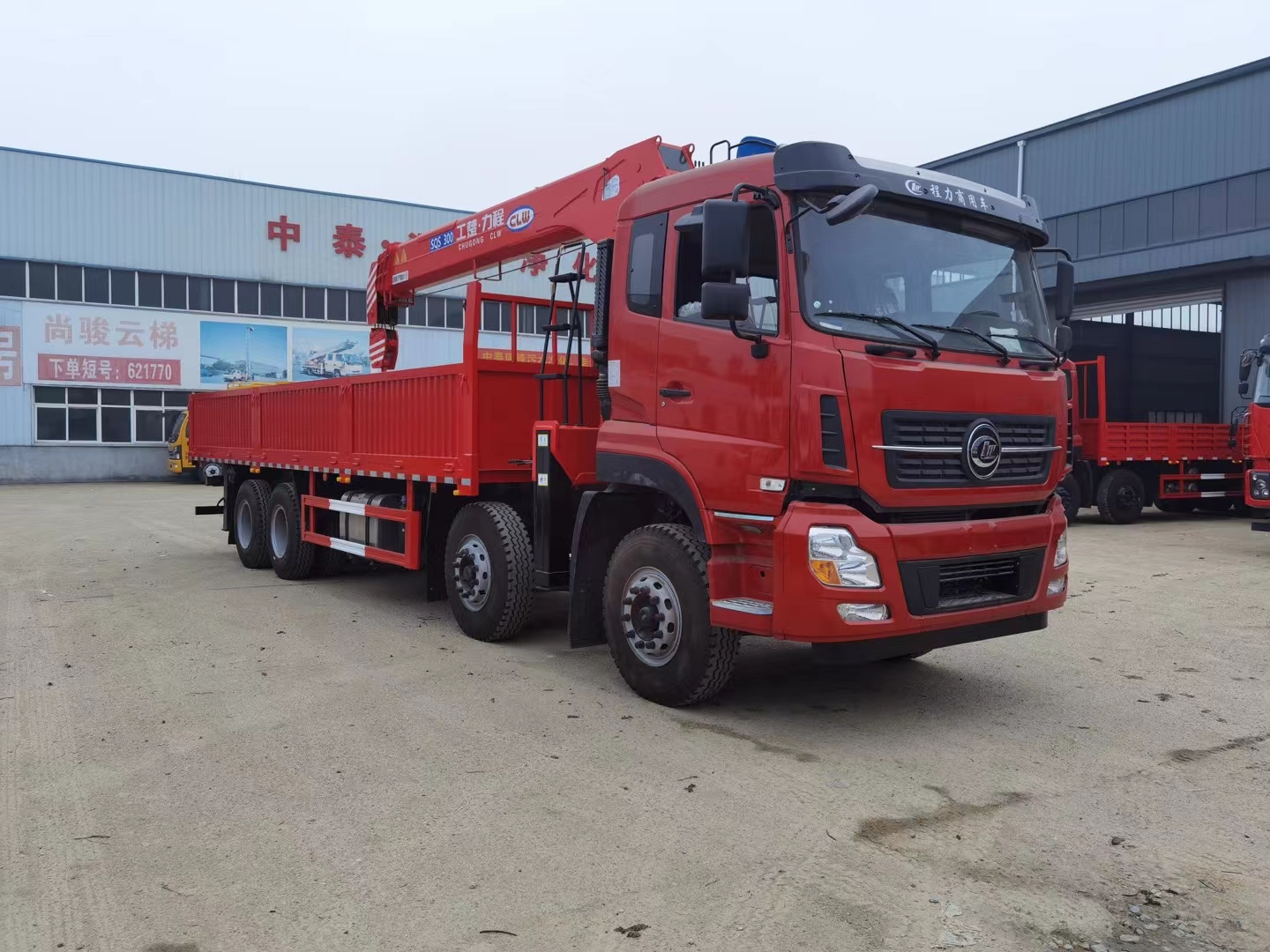 正规的随车吊厂家汽车起重机生产商在哪里？