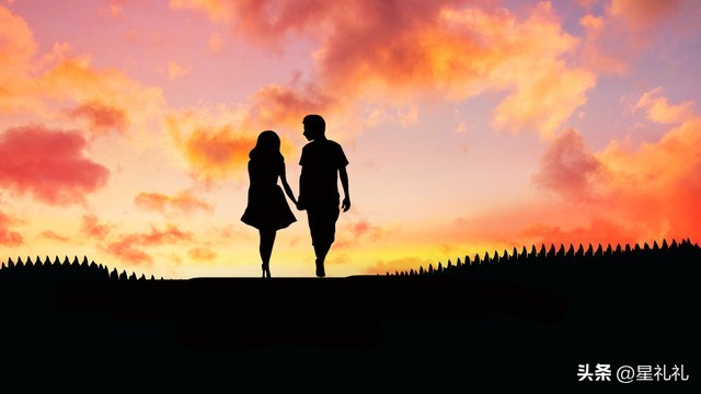 “前男友业主群聊骚，我果断分手后，曾悔得肠子都青”