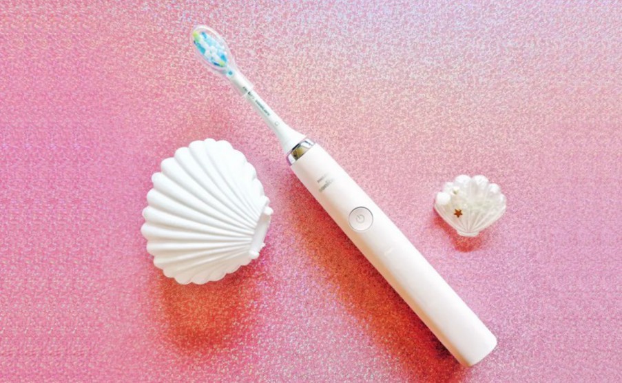 电动牙刷怎么使用详细教程,电动牙刷使用方法及对比普通牙刷