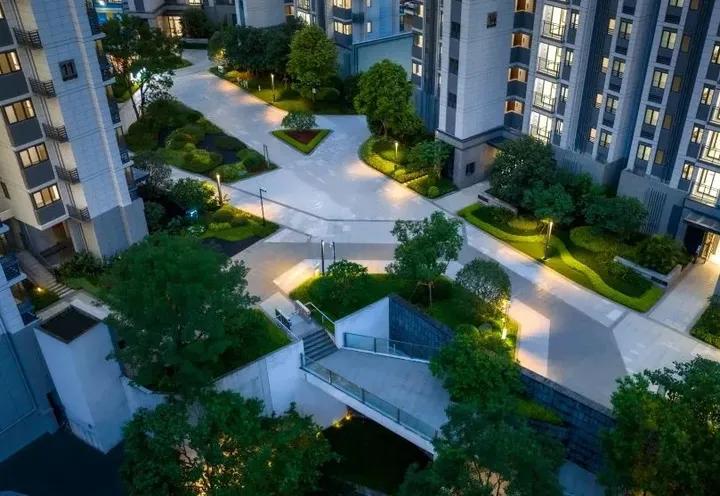 交房即交证、线上云交付，广州远洋风景交付满意度近100%