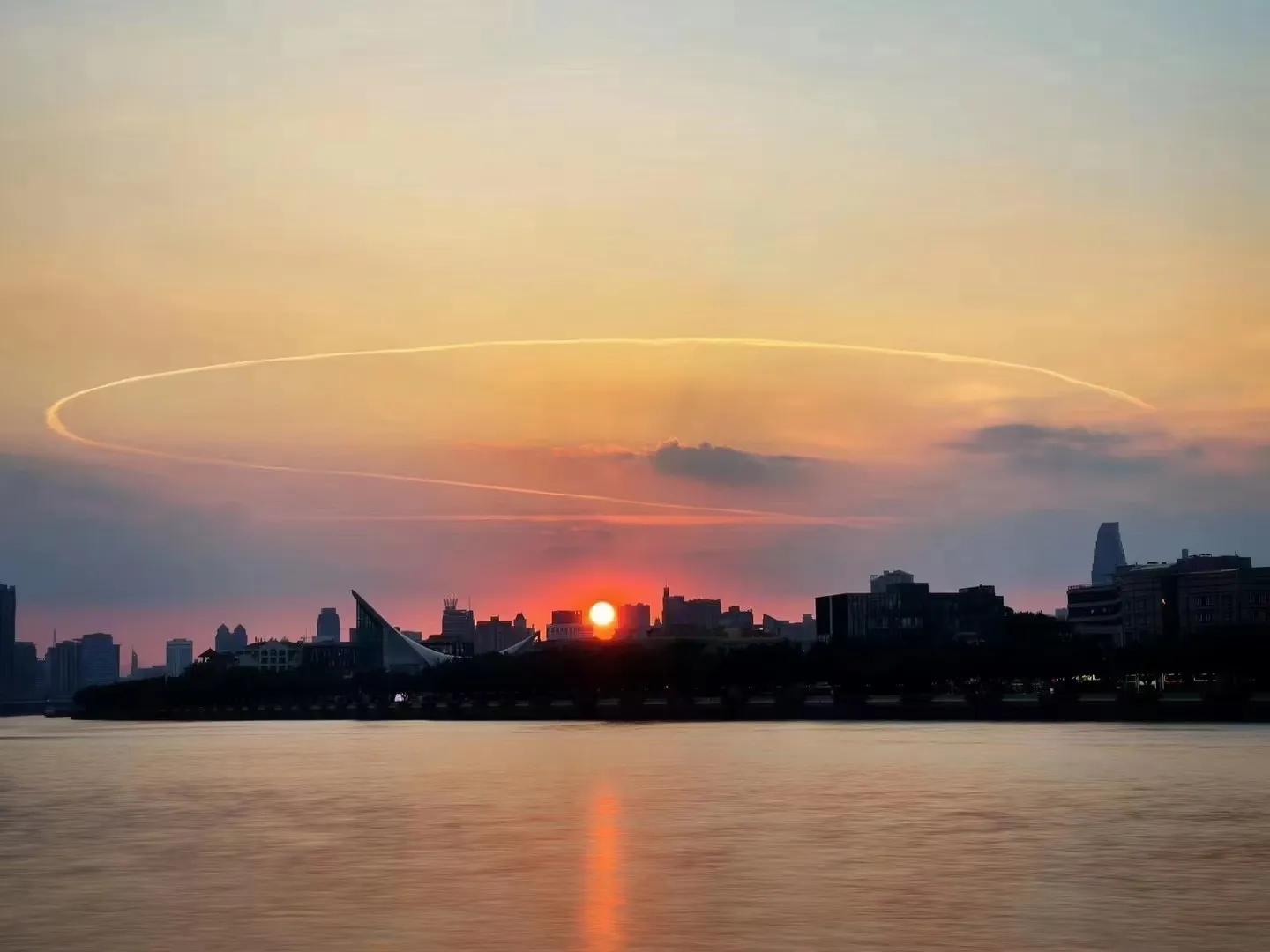 成为自由职业者四个月了，真的值得吗