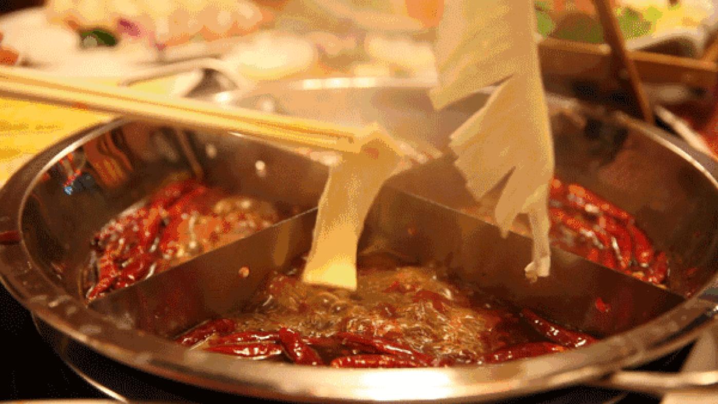 衣服溅上油渍快速处理,100%棉的衣服沾上油渍怎么洗