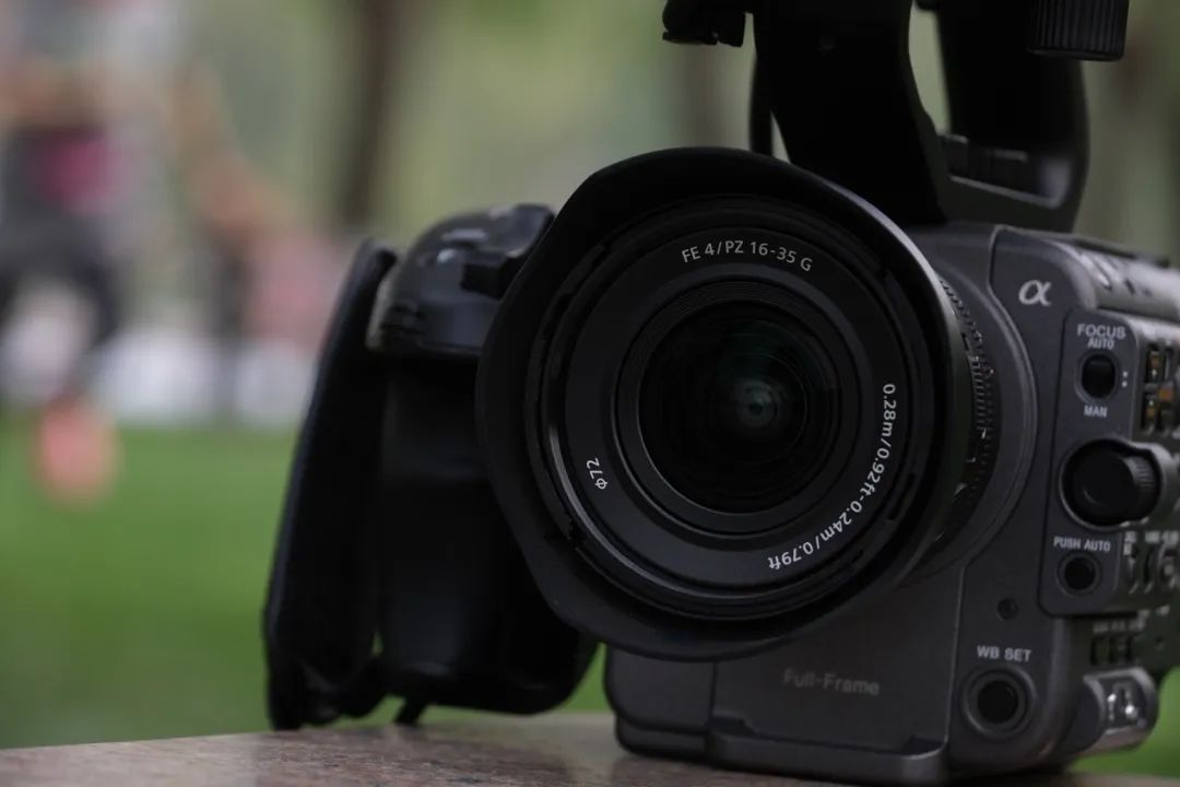 索尼fepz16-35功能介绍,索尼fepz16-35mmf4g旅游够用吗