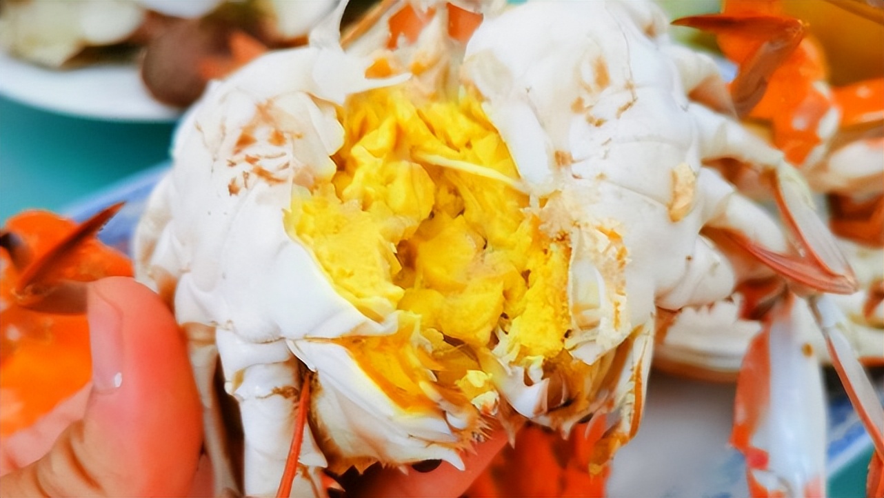 大螃蟹怎么挑选肥美,如何挑选螃蟹又肥又有膏黄