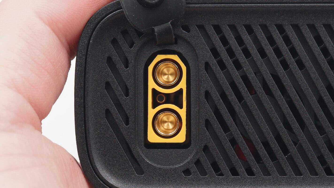 倍思新款150w逆变器,倍思500w车载逆变器