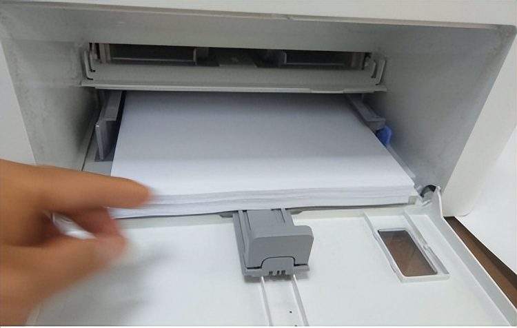 hplasermfp136wm打印机卡纸怎么取,hplasermfp打印机卡纸了怎么办